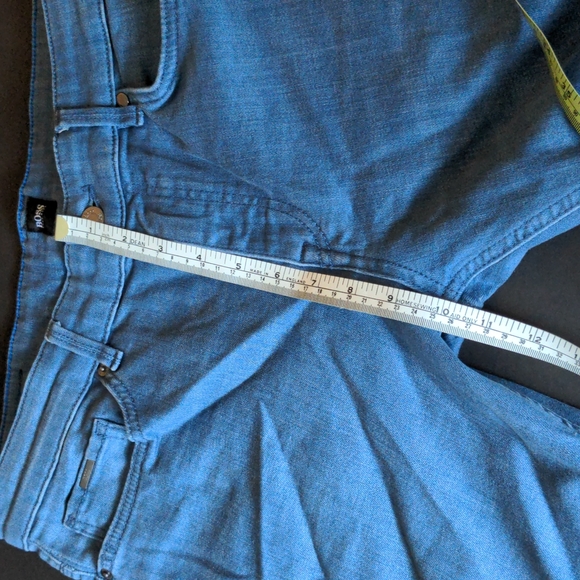 COPY - Hugo Boss Jeans - Picture 6 of 11